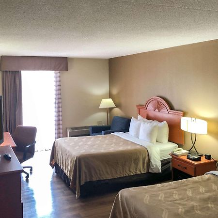 Quality Inn Near Joint Base Andrews-Washington Area Camp Springs Exteriör bild
