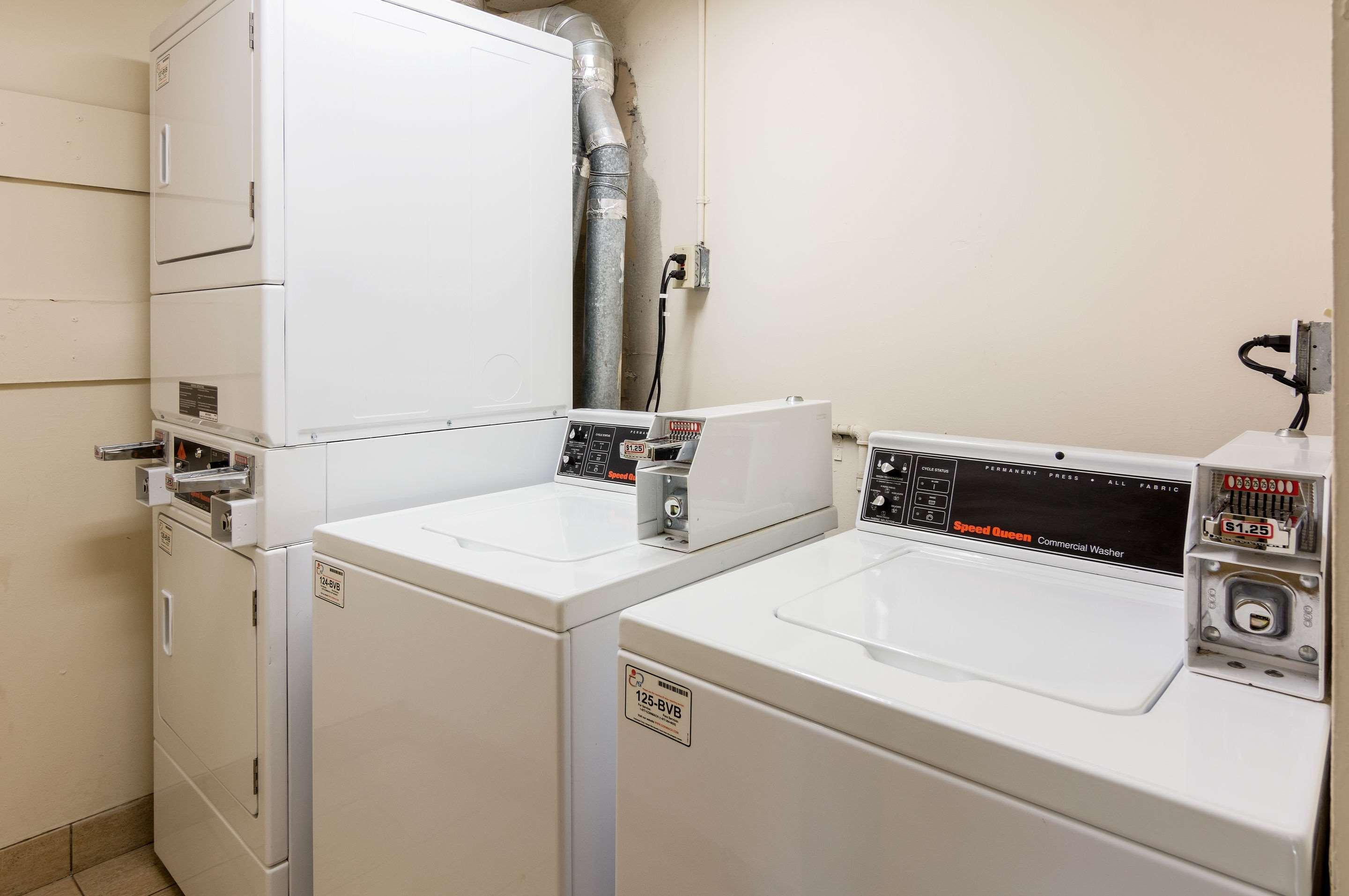 Quality Inn Near Joint Base Andrews-Washington Area Camp Springs Exteriör bild
