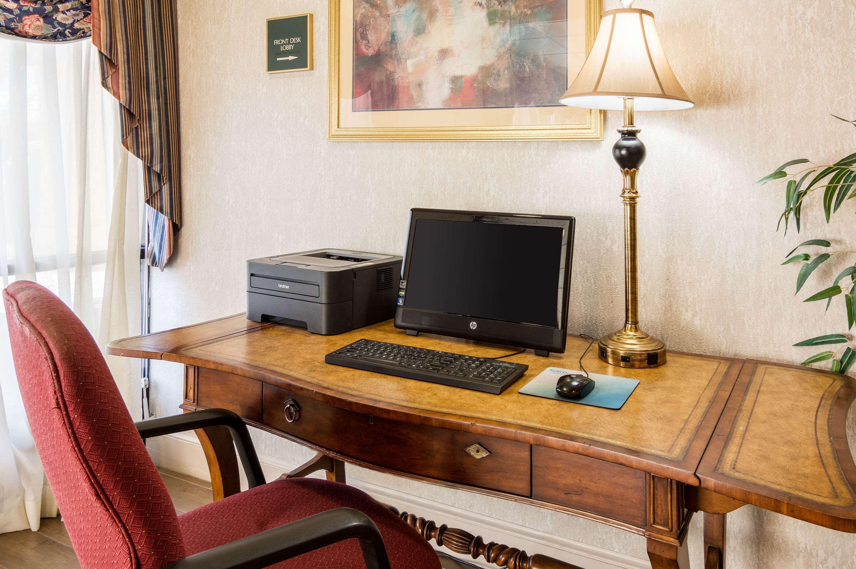Quality Inn Near Joint Base Andrews-Washington Area Camp Springs Exteriör bild